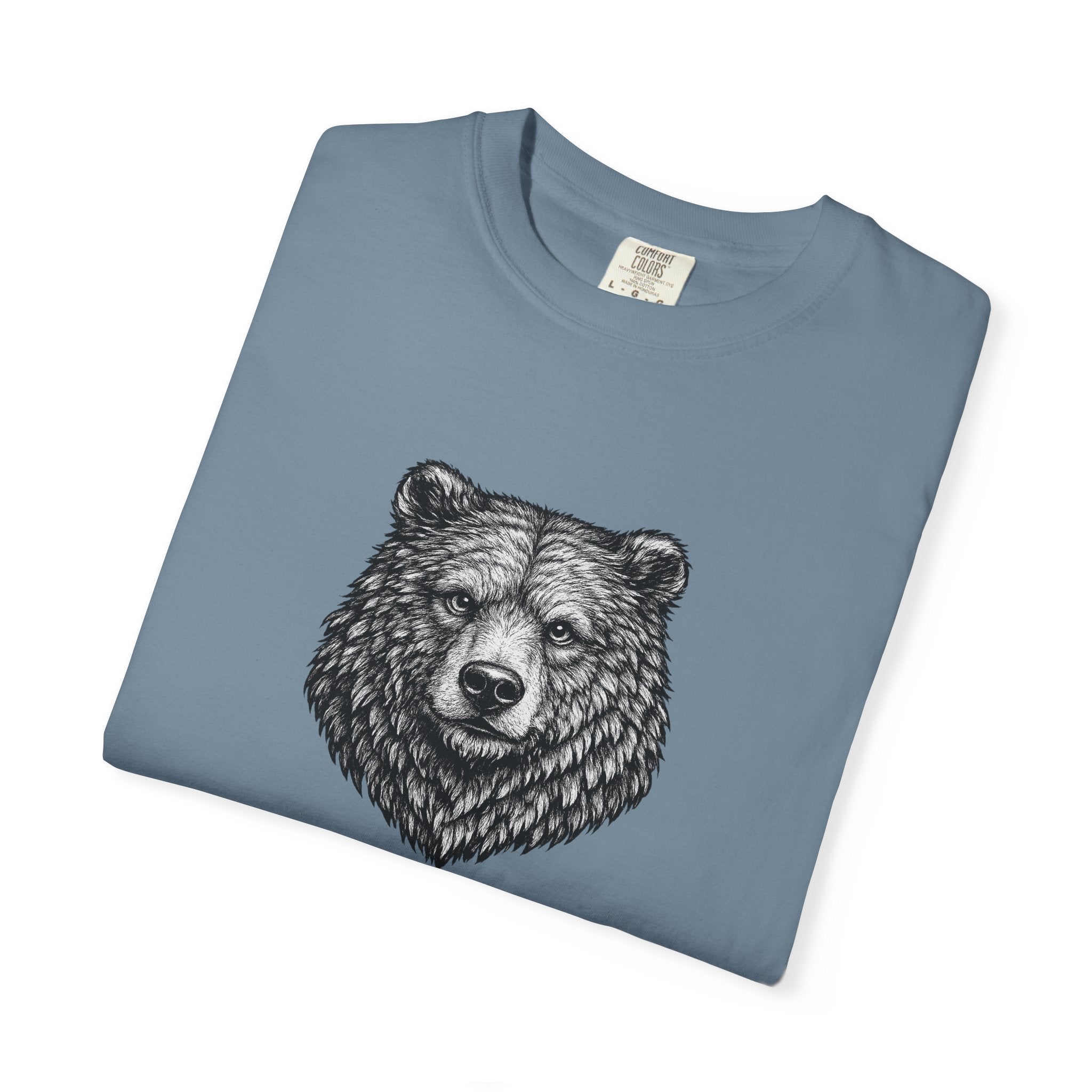 Vintage Grizzly Bear Tee - Rugged Wildlife