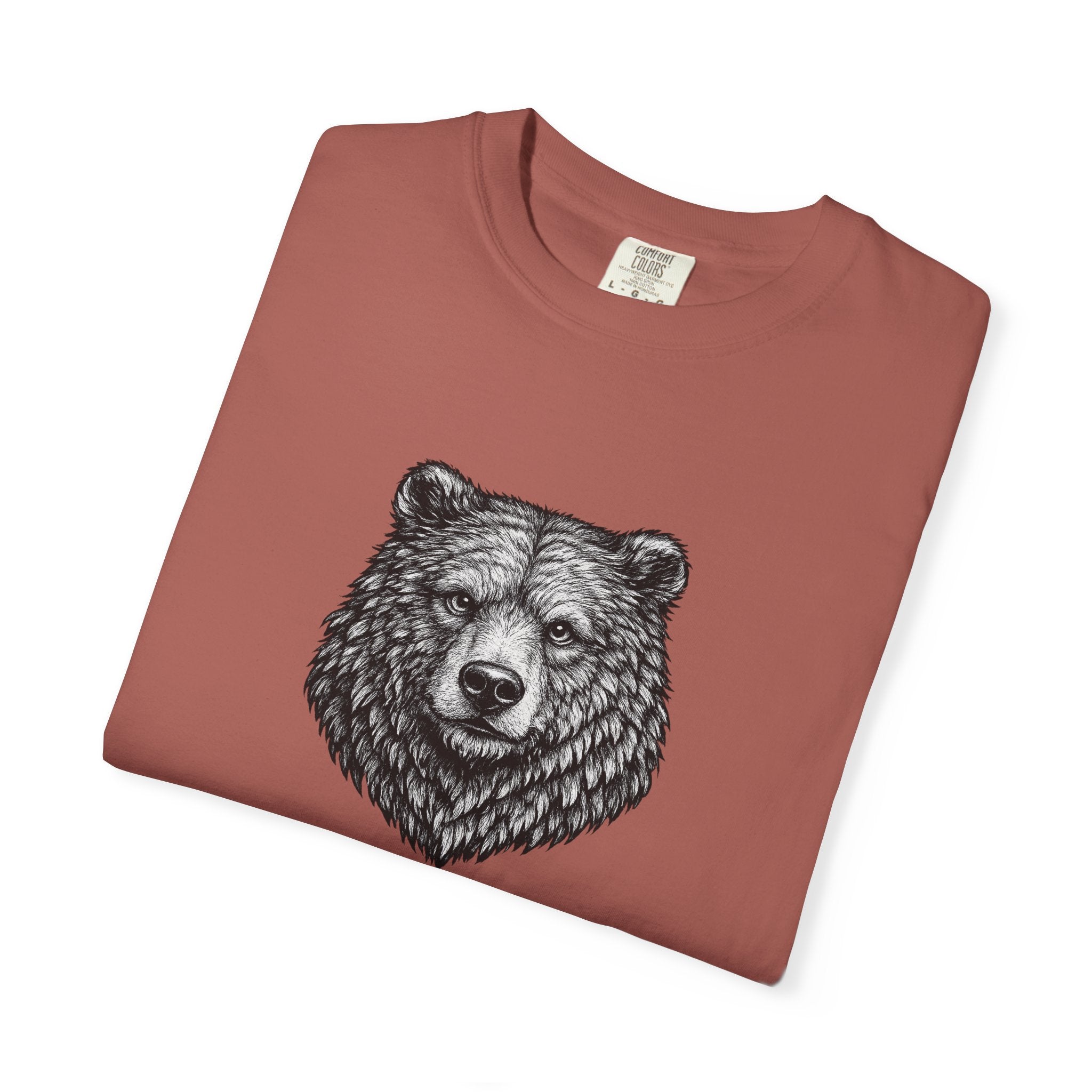Vintage Grizzly Bear Tee - Rugged Wildlife