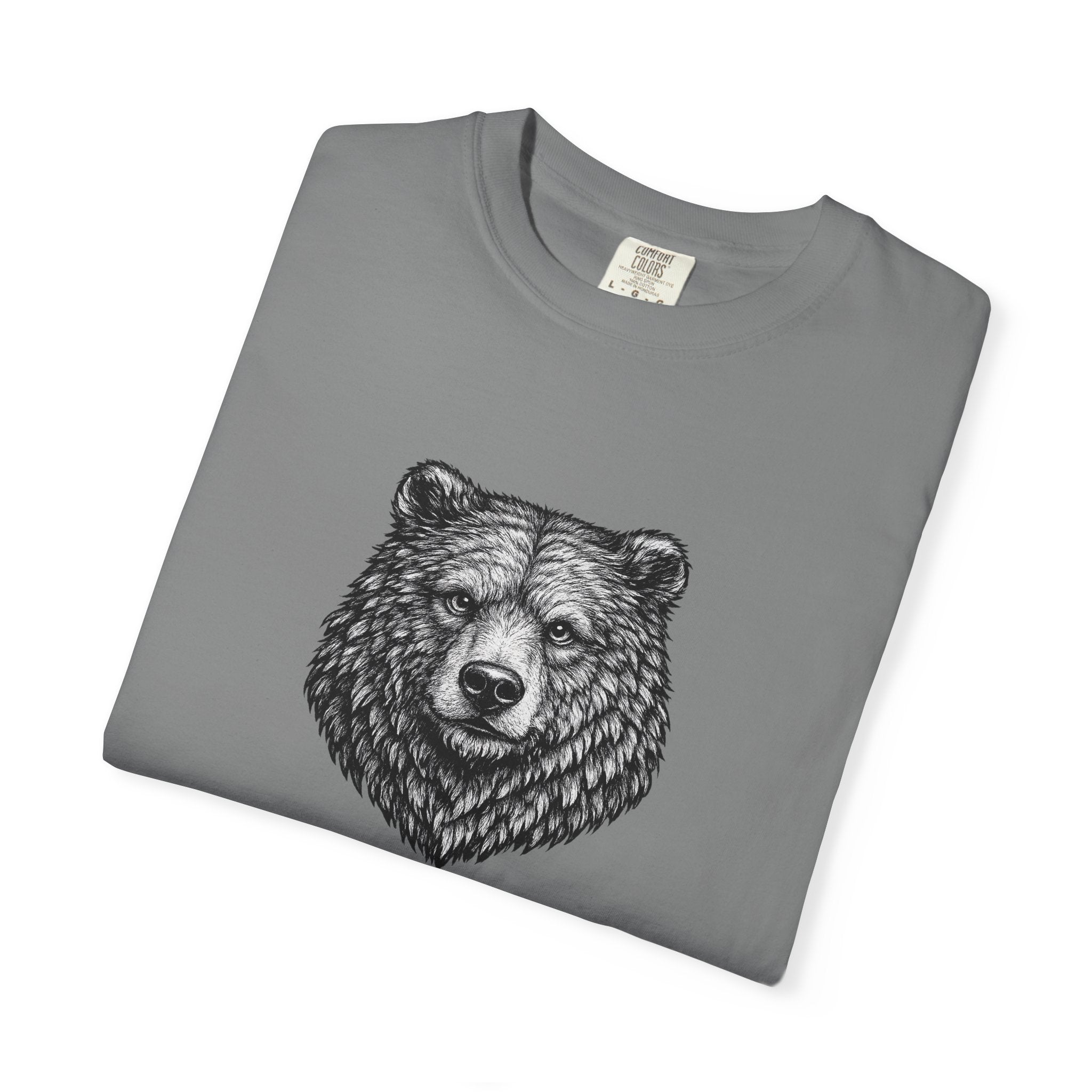 Vintage Grizzly Bear Tee - Rugged Wildlife